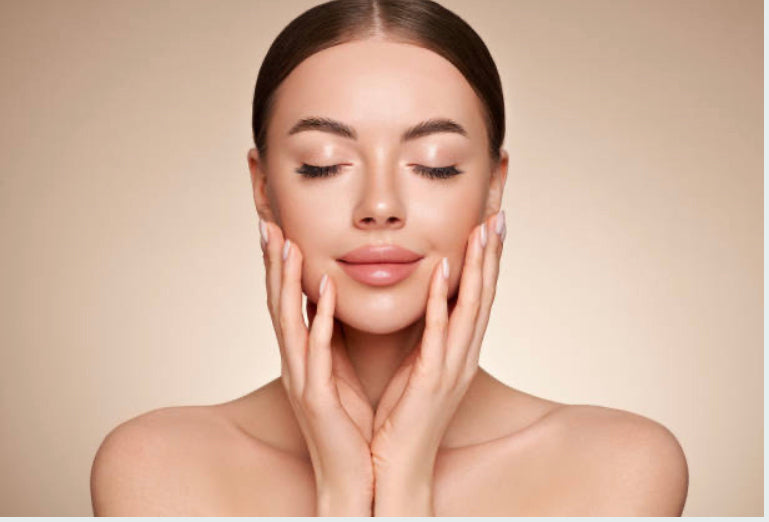 The best natural ingredients for your summer skin care routine.